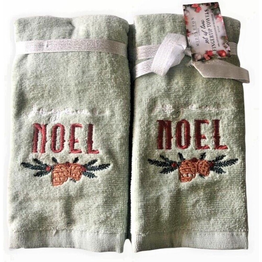 Christmas Fingertip Towels Set of 2 Joyeux Noel Embroidered Green Guest Bath